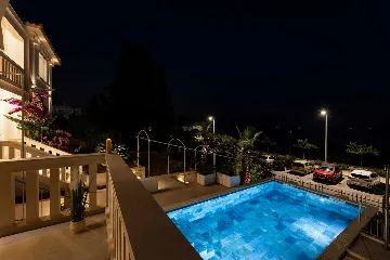 Seaside Family Villa with Pool in Kaštel Lukšić