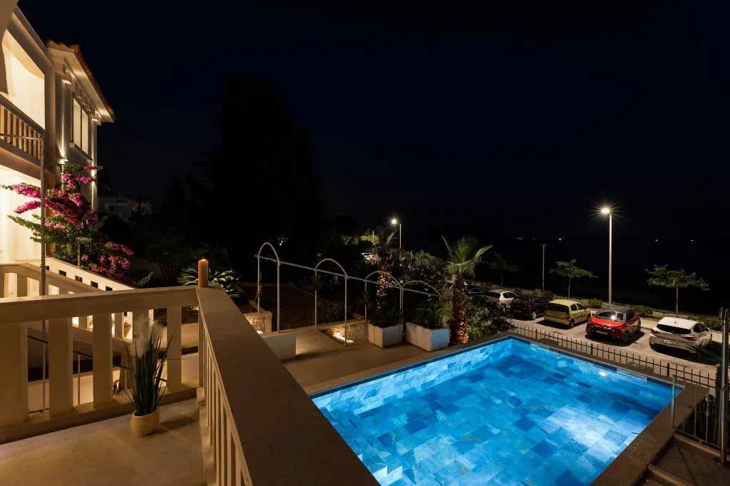 Seaside Family Villa with Pool in Kaštel Lukšić