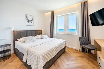 Seaside Family Villa with Pool in Kaštel Lukšić