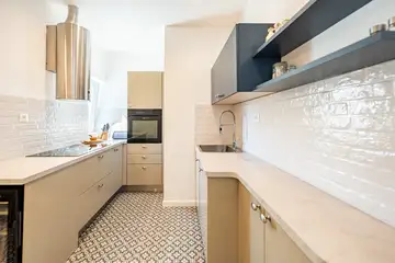 Seaside Family Villa with Pool in Kaštel Lukšić