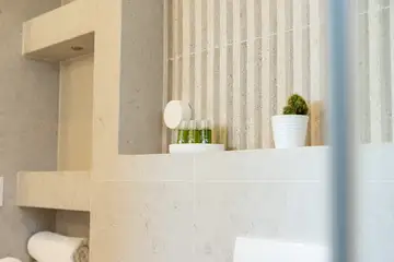 Seaside Family Villa with Pool in Kaštel Lukšić