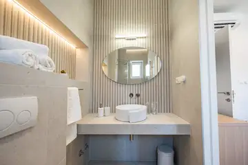 Seaside Family Villa with Pool in Kaštel Lukšić