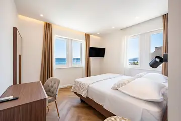 Seaside Family Villa with Pool in Kaštel Lukšić