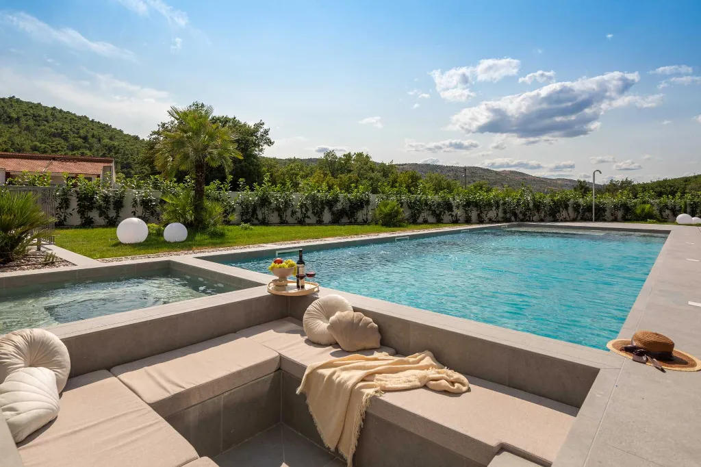 Modern Villa with Pool and Sports Courts in Srinjine
