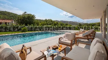 Modern Villa with Pool and Sports Courts in Srinjine