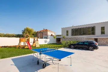 Modern Villa with Pool and Sports Courts in Srinjine