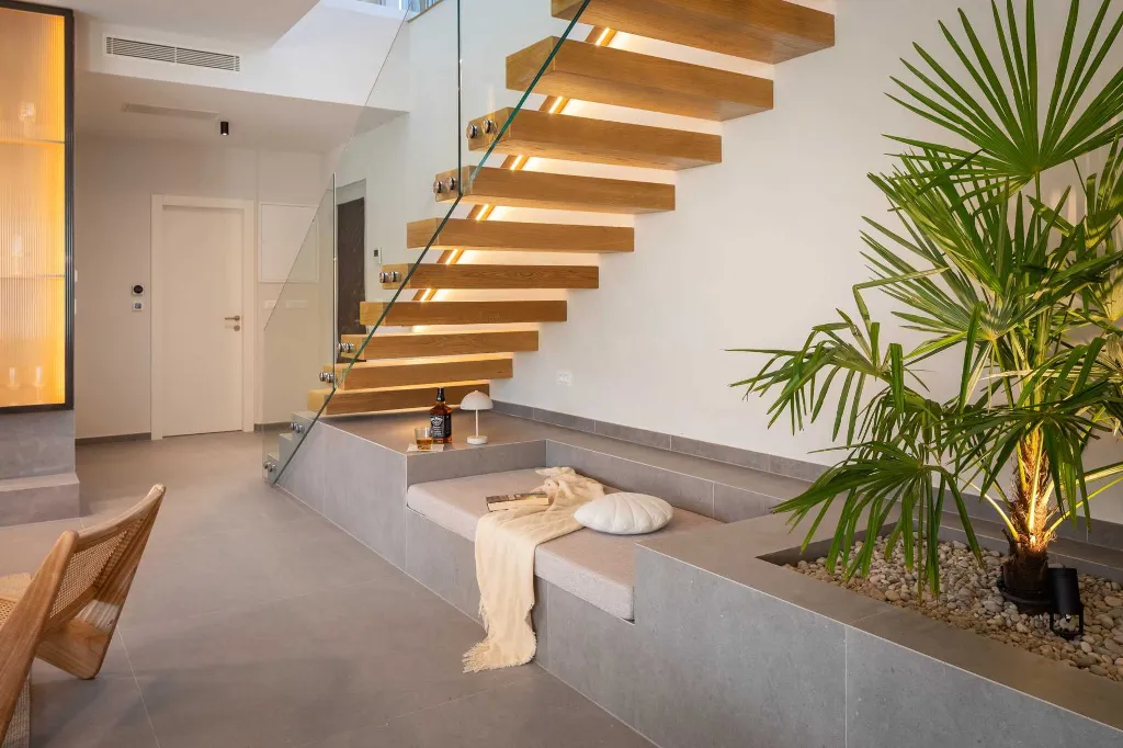 Modern Villa with Pool and Sports Courts in Srinjine