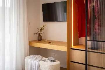 Modern Villa with Pool and Sports Courts in Srinjine