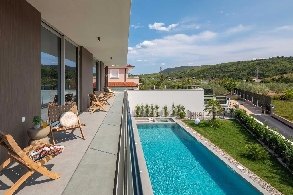 Modern Villa with Pool and Sports Courts in Srinjine