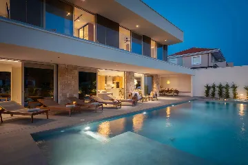 Modern Villa with Pool and Sports Courts in Srinjine