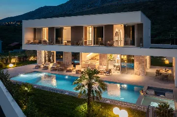 Modern Villa with Pool and Sports Courts in Srinjine