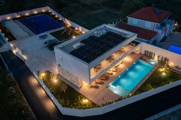 Modern Villa with Pool and Sports Courts in Srinjine