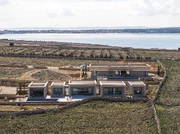 Contemporary Island Villa with Pool in Povljana