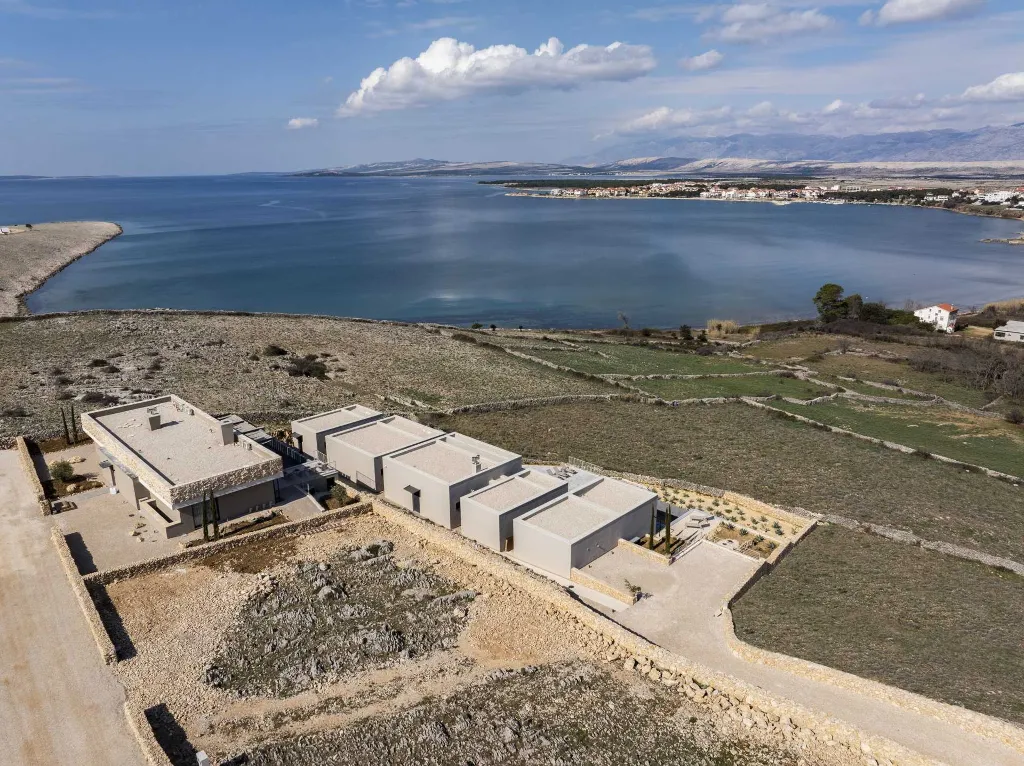 Contemporary Island Villa with Pool in Povljana
