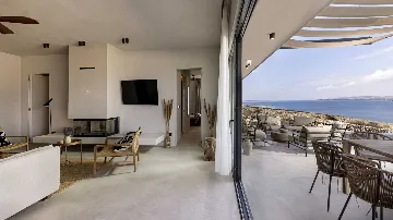 Contemporary Island Villa with Pool in Povljana