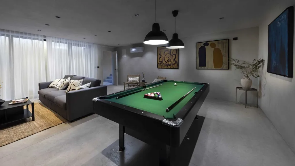 Contemporary Island Villa with Pool in Povljana