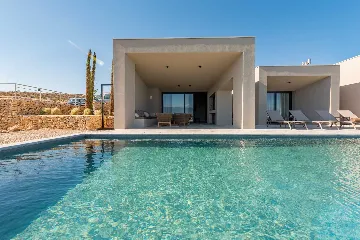 Contemporary Villa Retreat with Pool in Povljana