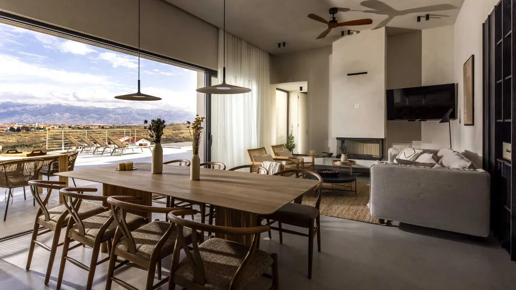 Contemporary Villa Retreat with Pool in Povljana