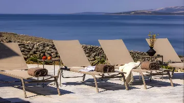 Contemporary Villa Retreat with Pool in Povljana