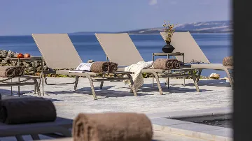 Contemporary Villa Retreat with Pool in Povljana