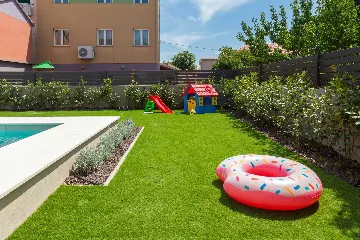 Contemporary Villa with Pool in Kaštel Stari