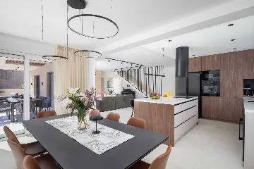 Contemporary Villa with Pool in Kaštel Stari