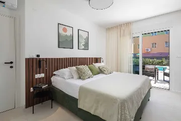 Contemporary Villa with Pool in Kaštel Stari