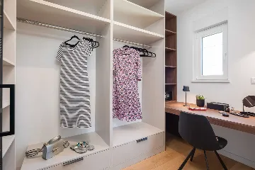 Contemporary Villa with Pool in Kaštel Stari