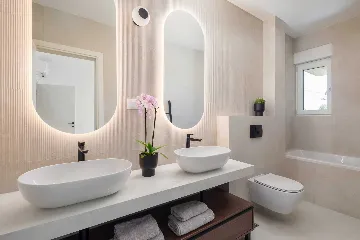 Contemporary Villa with Pool in Kaštel Stari