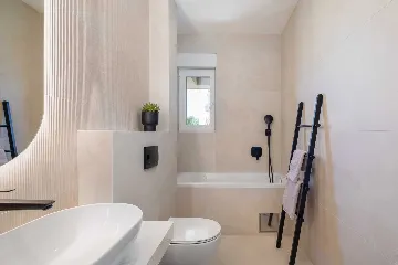 Contemporary Villa with Pool in Kaštel Stari