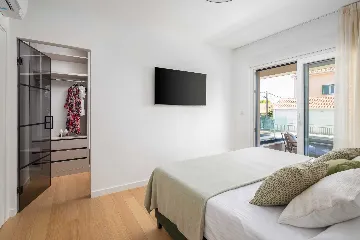 Contemporary Villa with Pool in Kaštel Stari