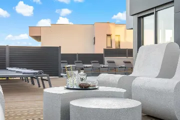 Modern Six-Bedroom Villa with Pool in Makarska