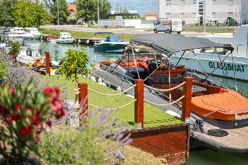 Modern Family Villa with Pool in Nin