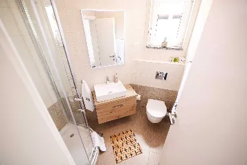 Modern Family Villa with Pool in Nin