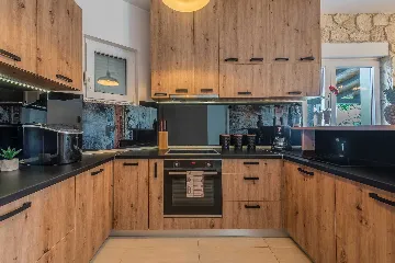 Modern Family Villa with Pool in Nin