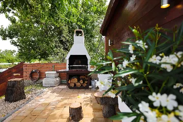 Modern Family Villa with Pool in Nin