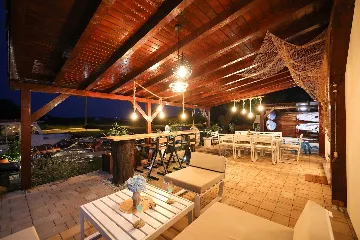 Modern Family Villa with Pool in Nin