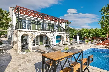 Modern Family Villa with Pool in Senj