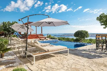 Modern Family Villa with Pool in Senj