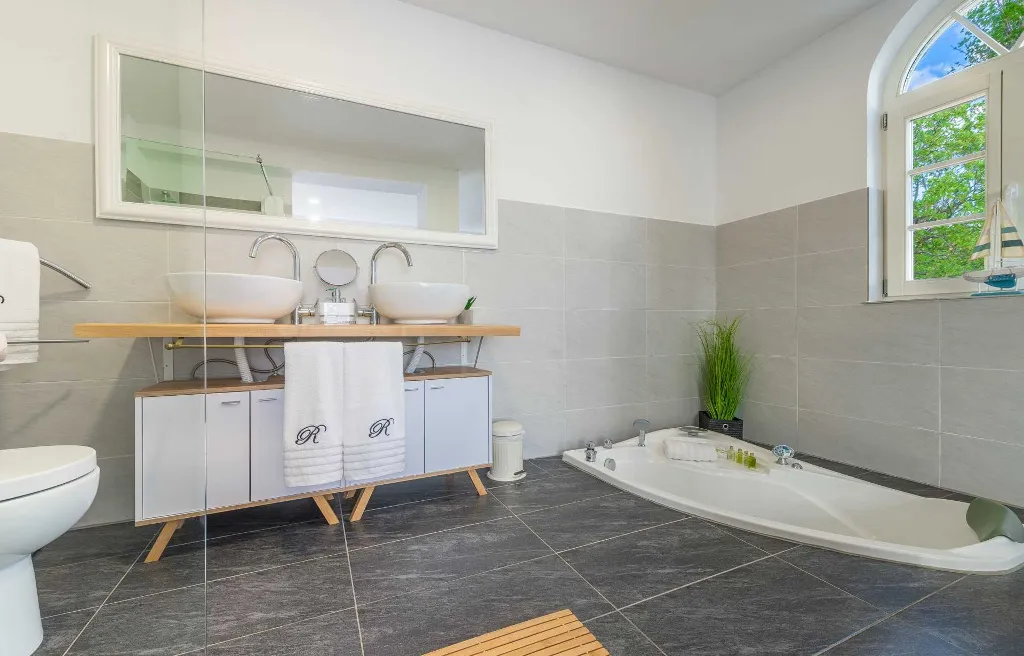 Modern Family Villa with Pool in Senj