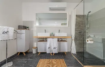 Modern Family Villa with Pool in Senj