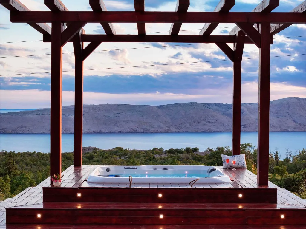 Modern Family Villa with Pool in Senj