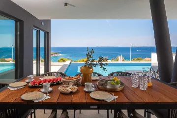 Modern Family Villa with Pool near Primošten