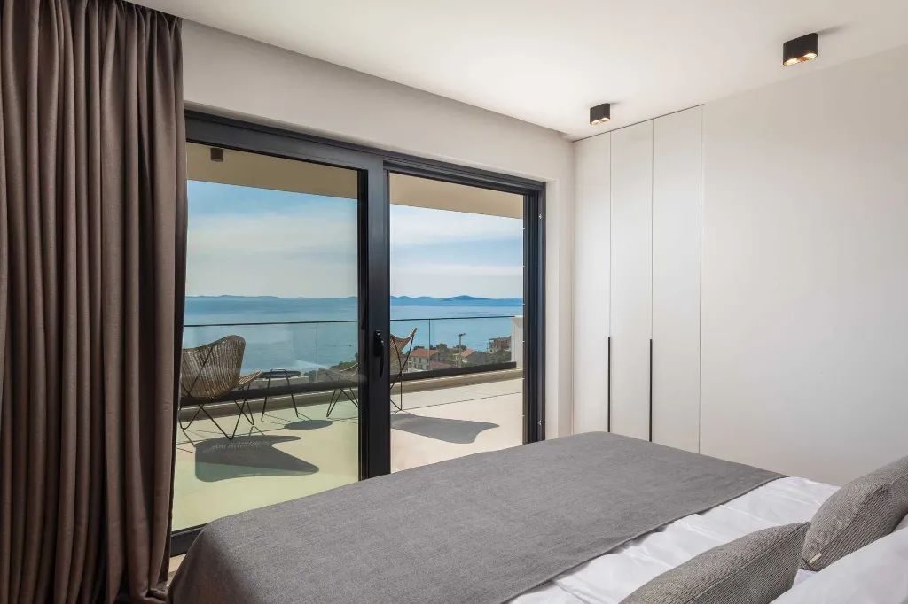 Modern Family Villa with Pool near Primošten