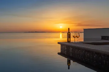 Modern Family Villa with Pool near Primošten
