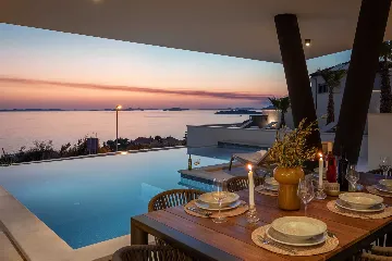 Modern Family Villa with Pool near Primošten