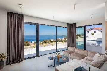 Modern Family Villa with Pool near Primošten