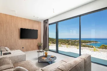 Modern Family Villa with Pool near Primošten