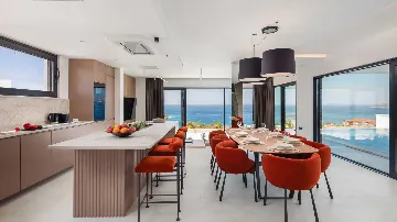 Modern Family Villa with Pool near Primošten