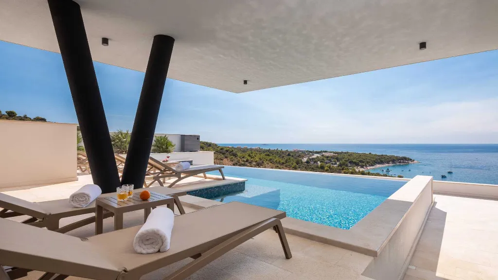 Modern Sea View Villa with Pool in Primošten
